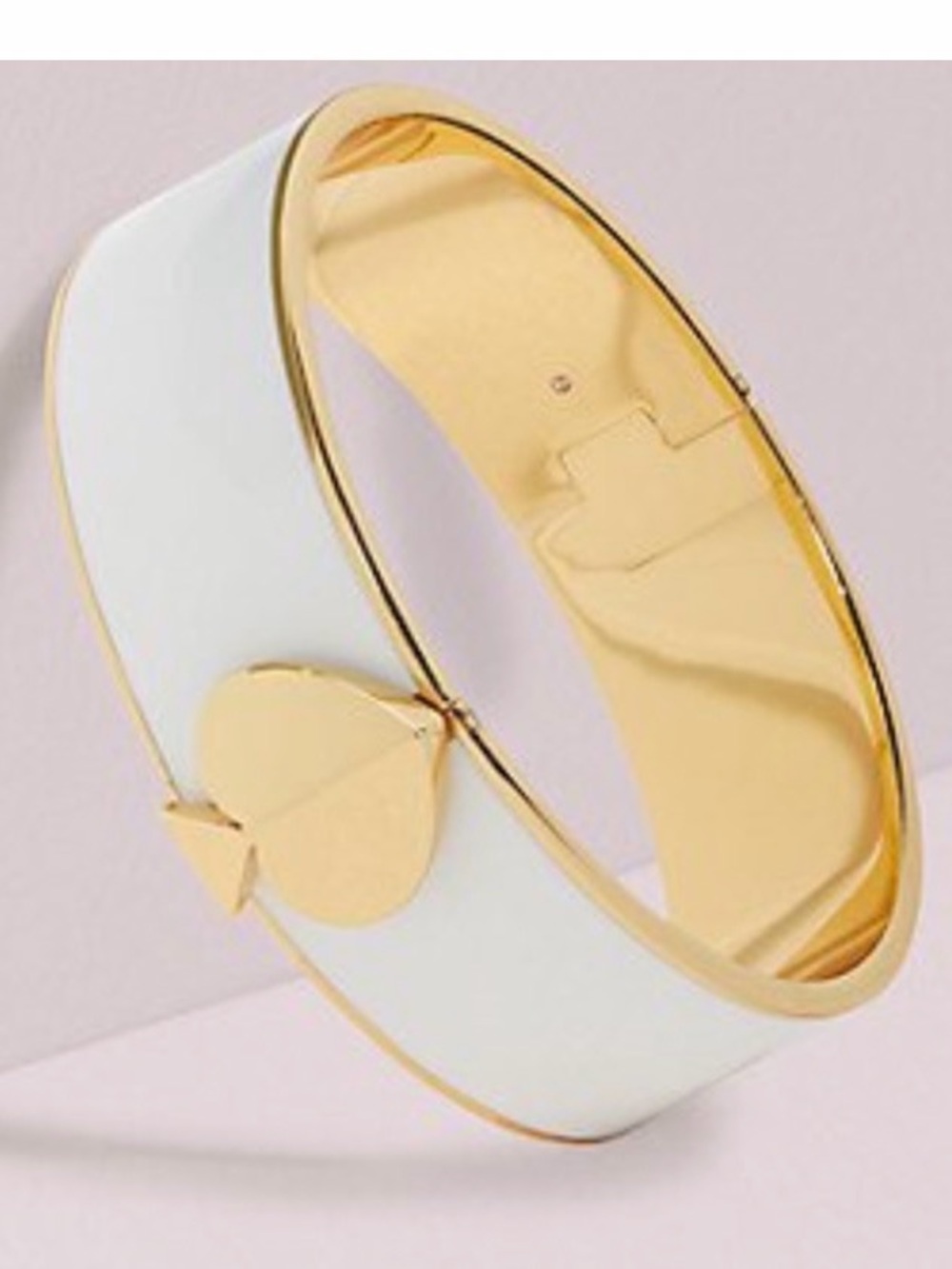 NWT~KATE SPADE~Heritage Spade Hinged Bangle Bracelet, White/Gold